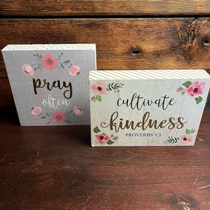 2 wooden decor decorations